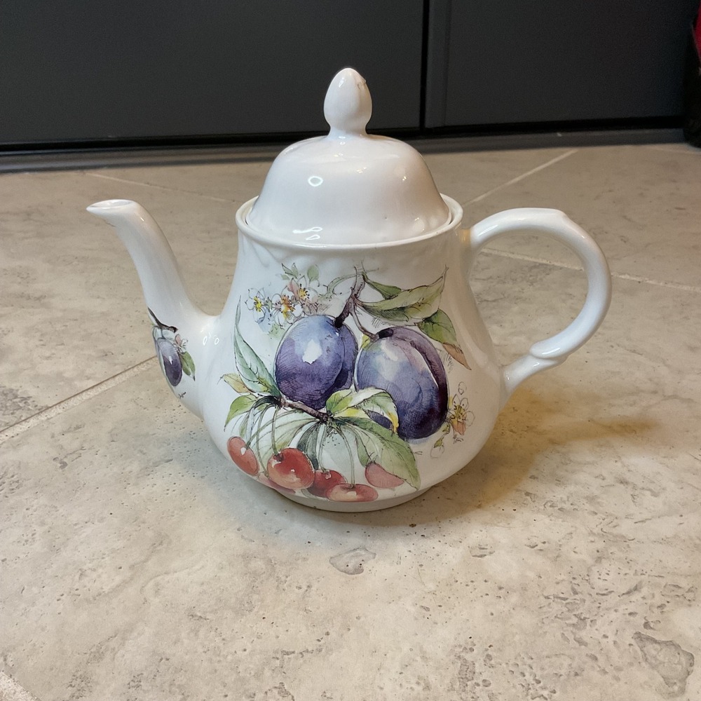 Arthur Wood & Son Staffordshire England Fruit Teapot 6420 Plum Cherry Pear White